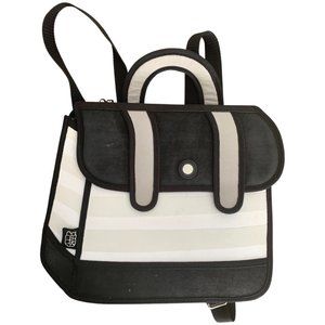 JUMP FROM PAPER PURSE/BACKPACK BLACK AND WHITE. UNIQUE!!